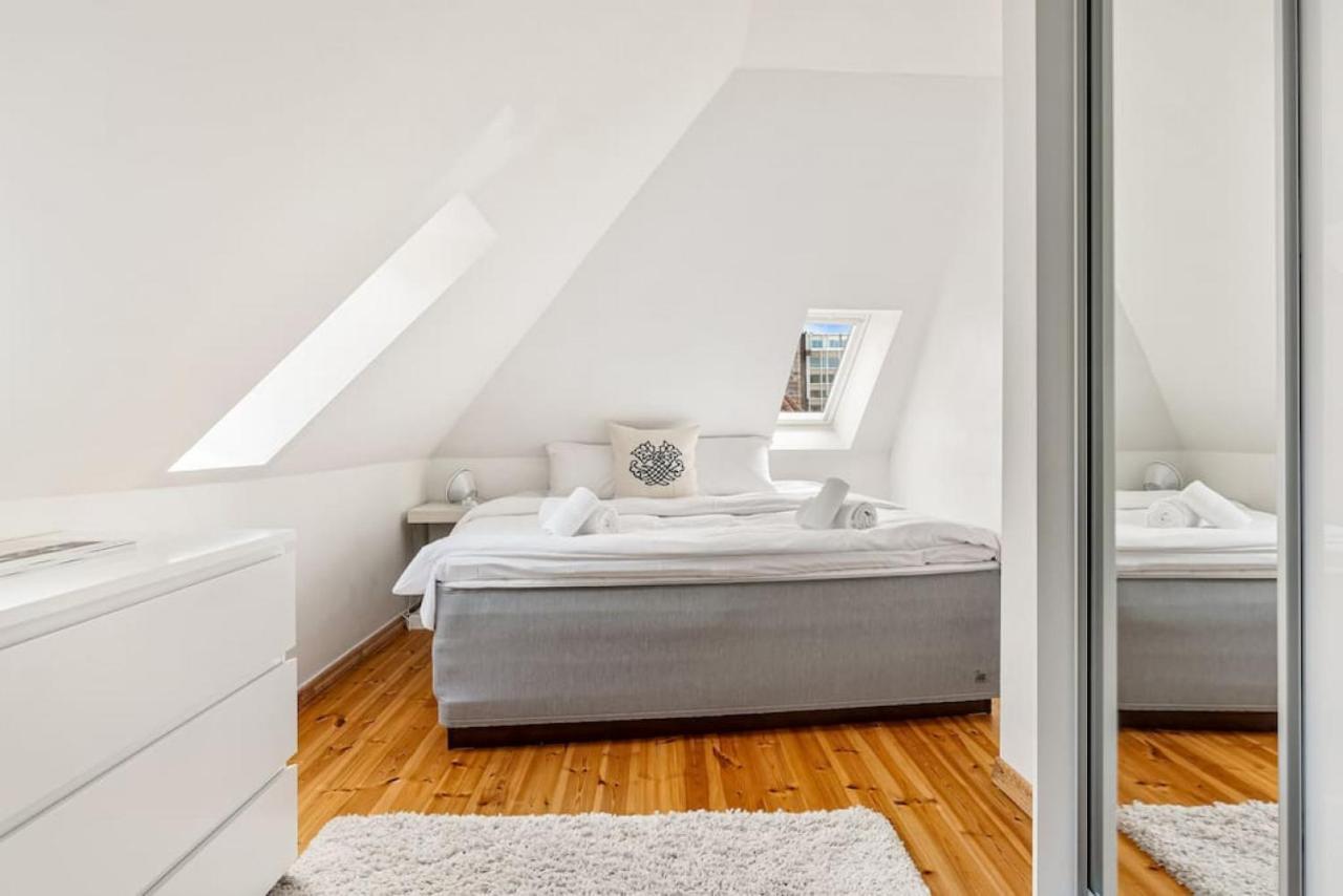 Dinbnb Apartments I Historical Two-Floor Apartment With Rooftop Panorama I 1645 Heritage Bergen Exterior foto