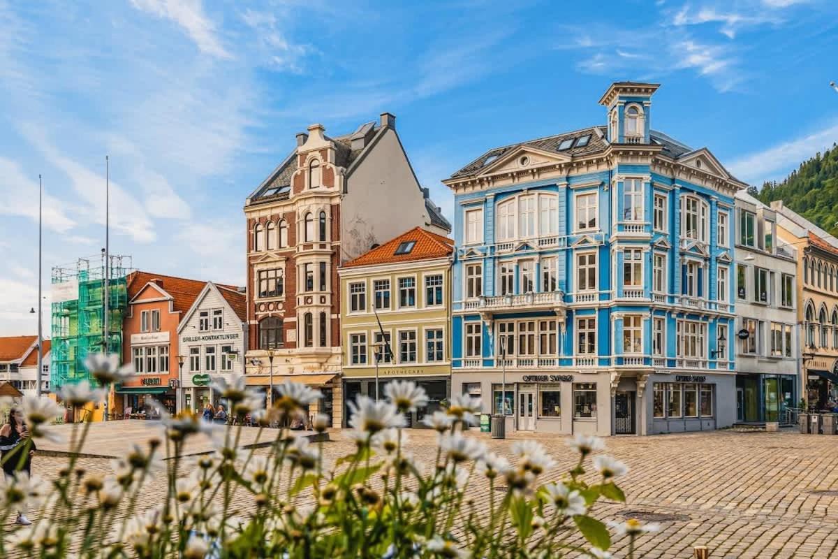 Dinbnb Apartments I Historical Two-Floor Apartment With Rooftop Panorama I 1645 Heritage Bergen Exterior foto